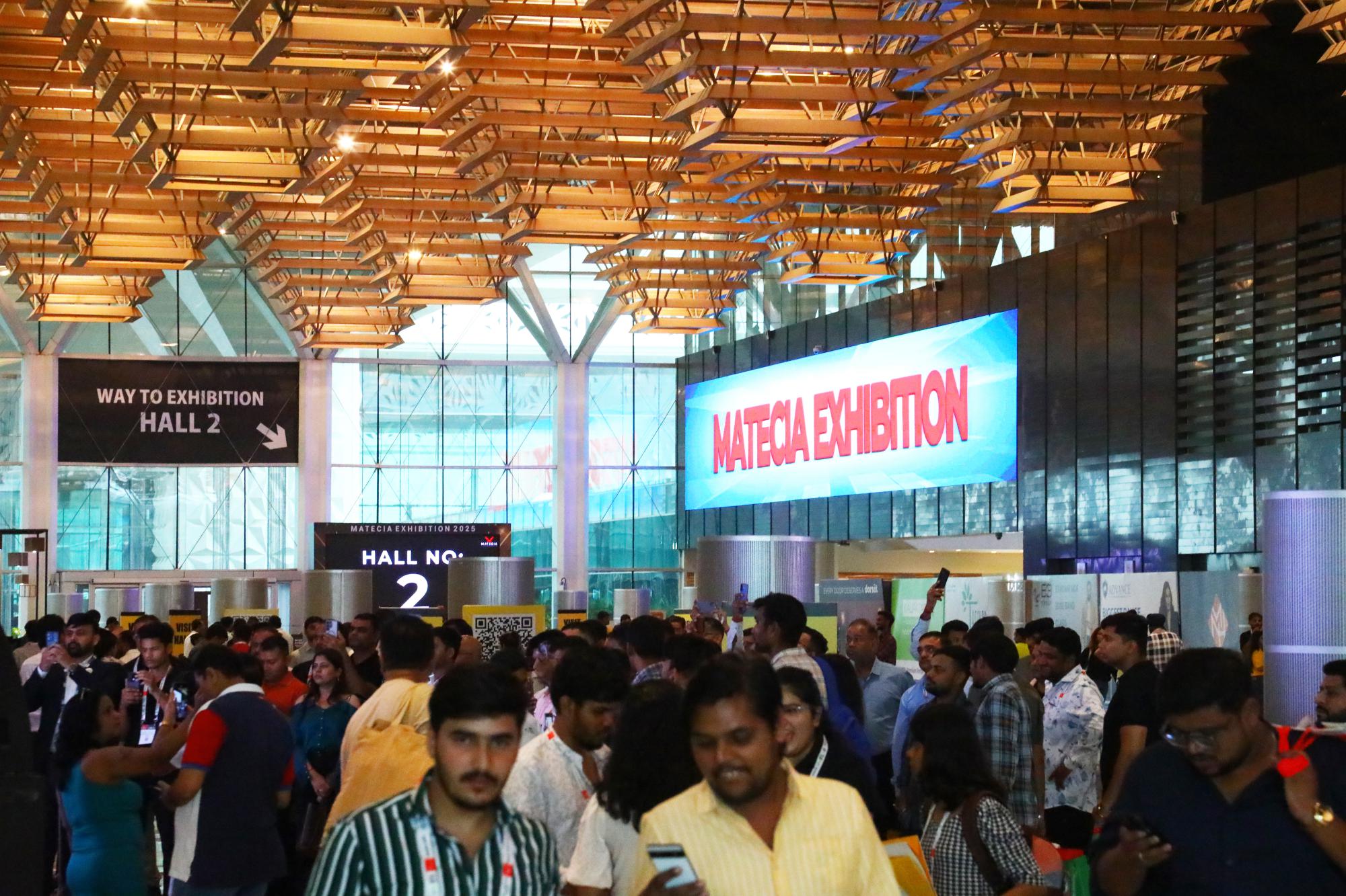 Image gallery marquee